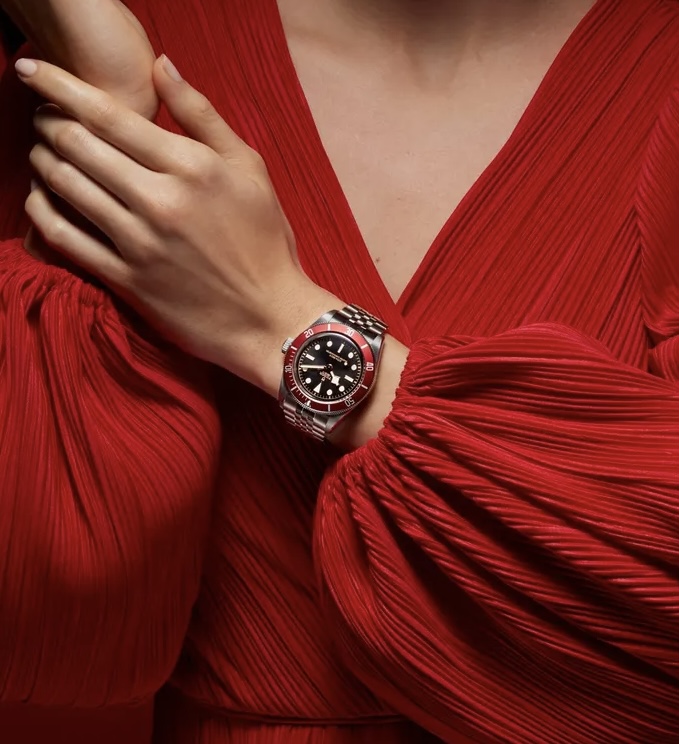 ساعات نسائية