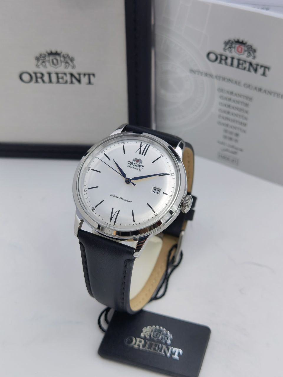 ساعة Orient بيضاء ساعة