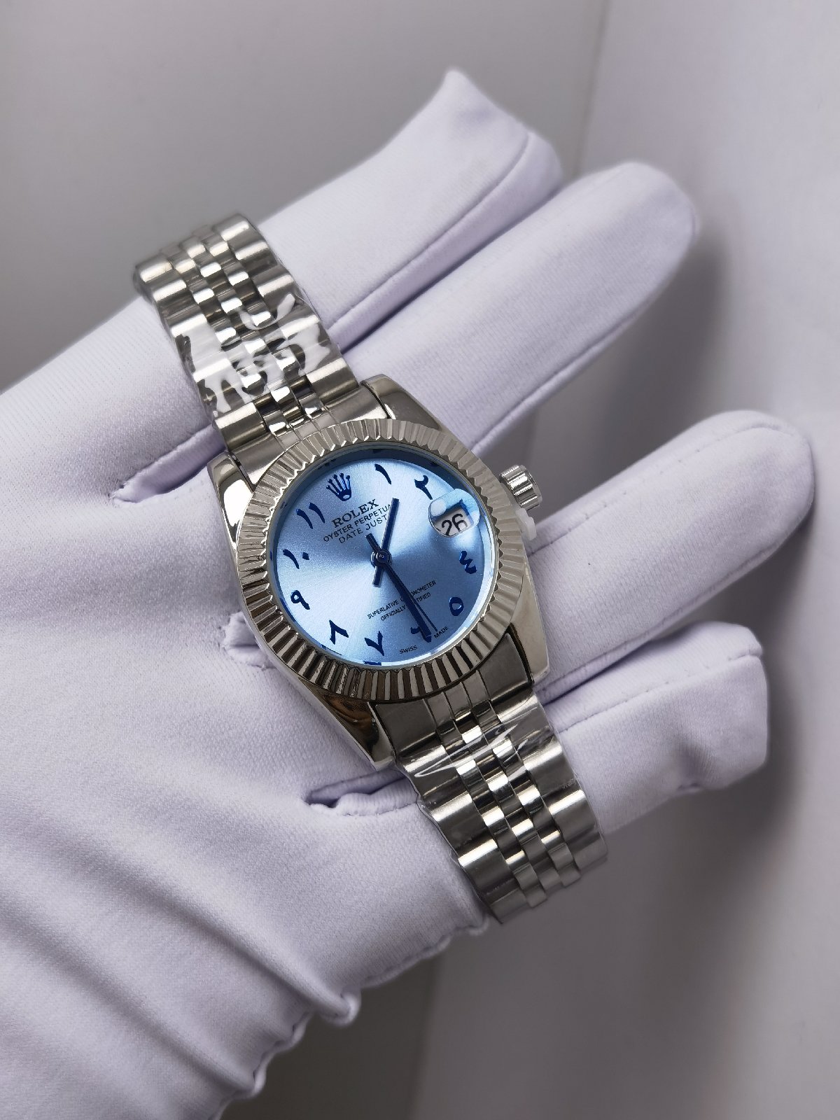 ساعة نسائية W60