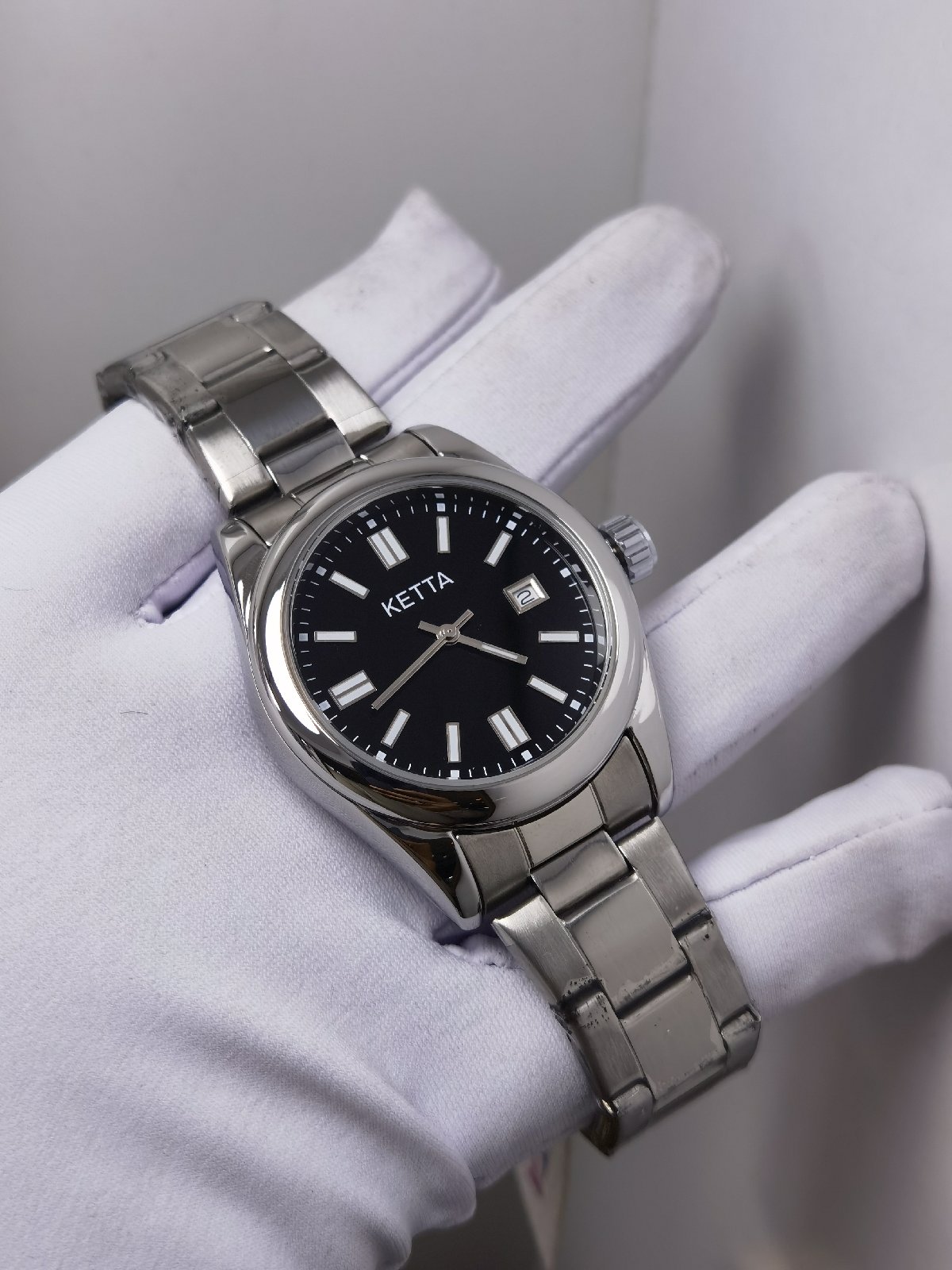 ساعة رجالية M83