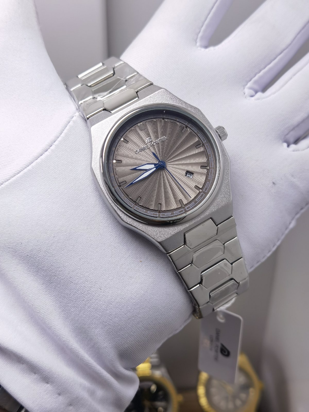 ساعة رجالية M17