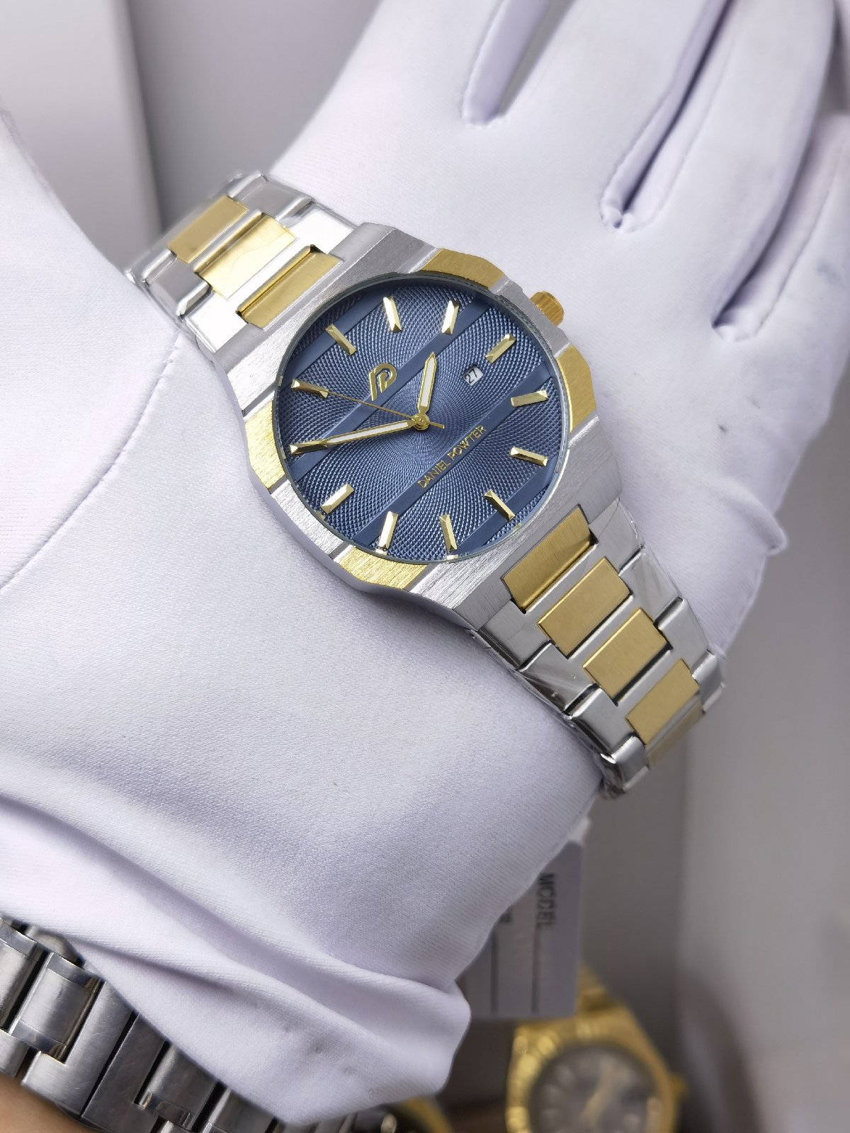 ساعة رجالية M21